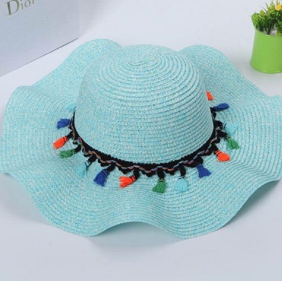 SUN HAT - Picture 3 of 4